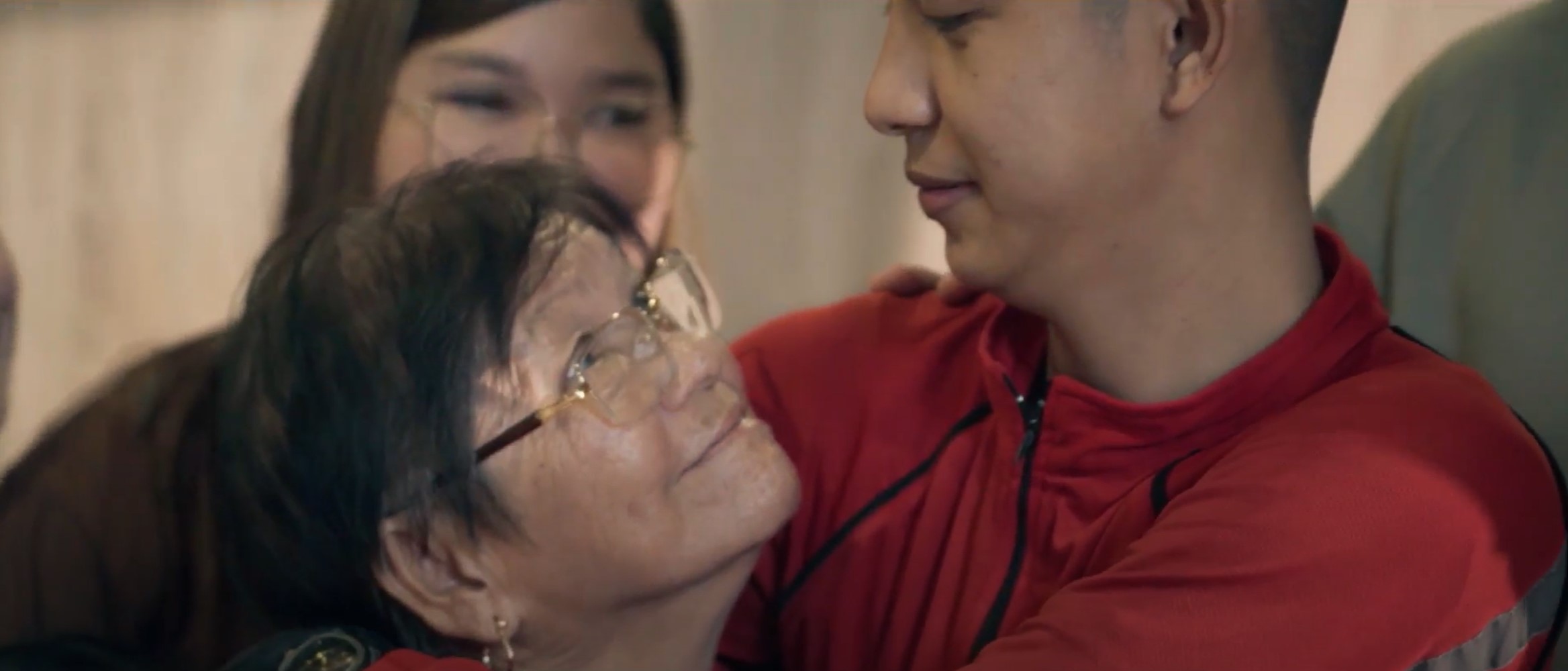 McDonald’s surprises delivery riders for McDeliverback! - Where is Ed Uy?
