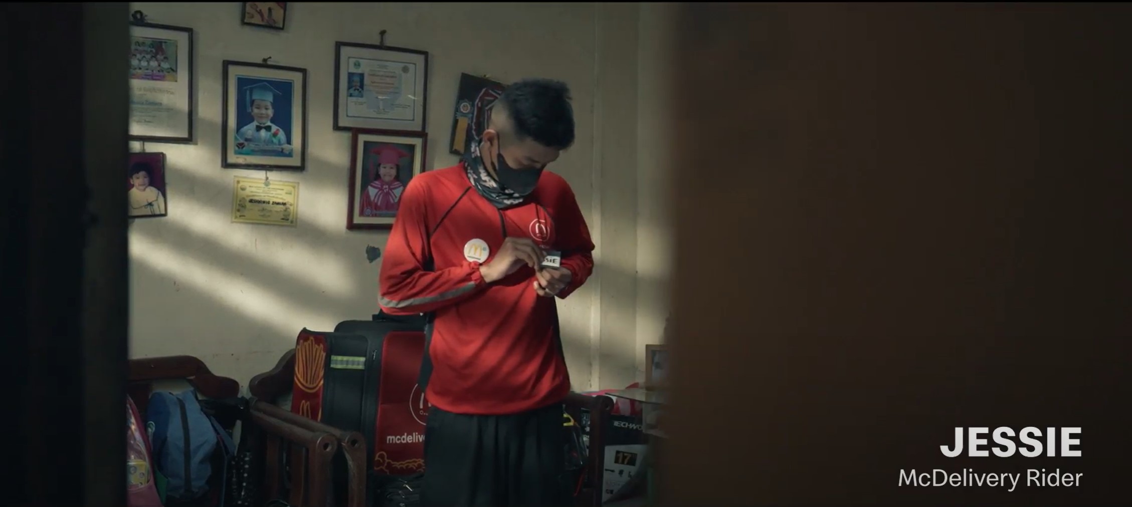 McDonald’s surprises delivery riders for McDeliverback! - Where is Ed Uy?